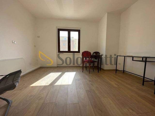 Appartamento in affitto a Villaggio Trieste, Latina