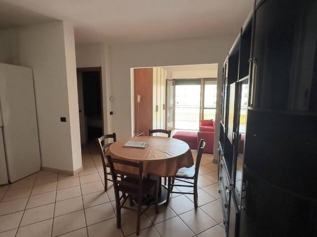Appartamento in affitto a Villaggio Trieste, Latina