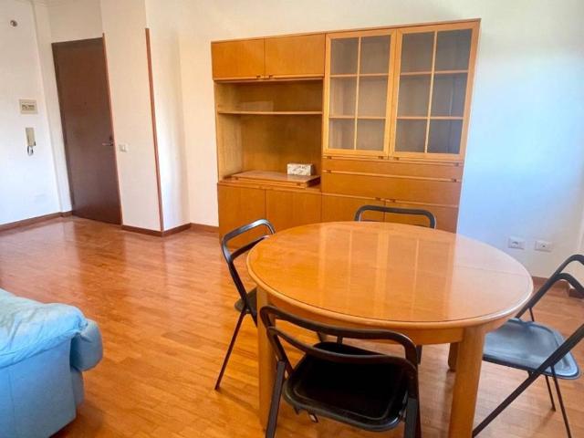 Appartamento in affitto a Quartiere Italia, Latina