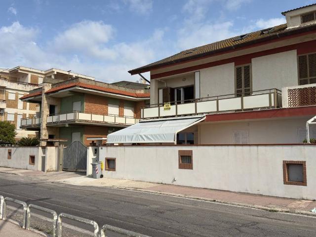 Appartamento in affitto a Lido di Latina, Latina
