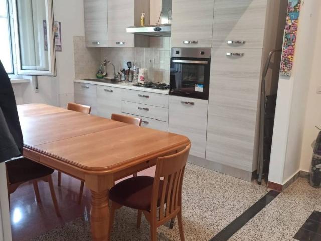 Appartamento in affitto a Villaggio Trieste, Latina