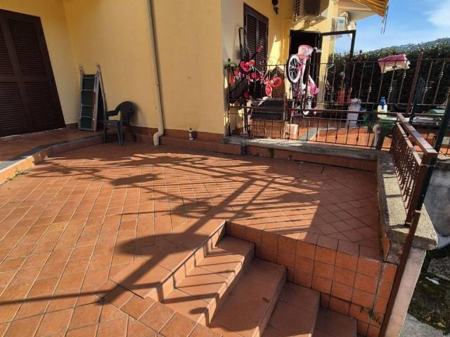 Appartamento in affitto a Laureana Cilento, Campania