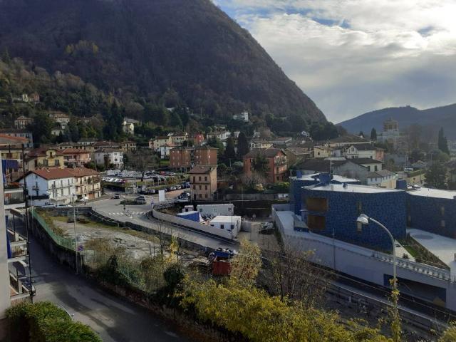 Appartamento in affitto a Comunità Montana Valli del Verbano, Laveno Mombello