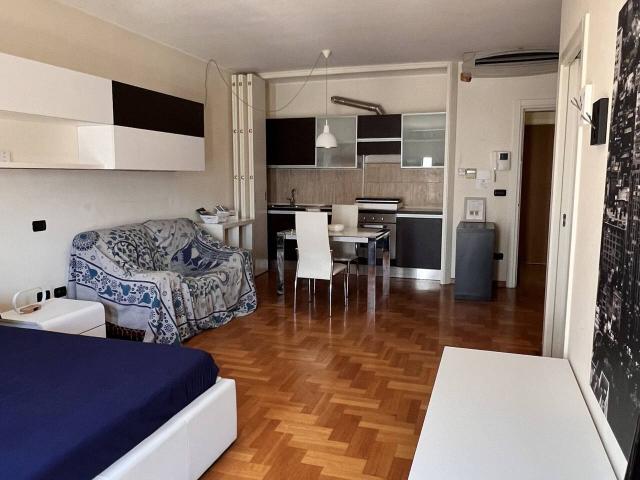 Appartamento in affitto a Puglia, Lecce