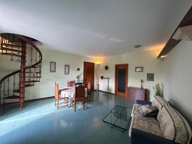 Appartamento in affitto a Puglia, Lecce