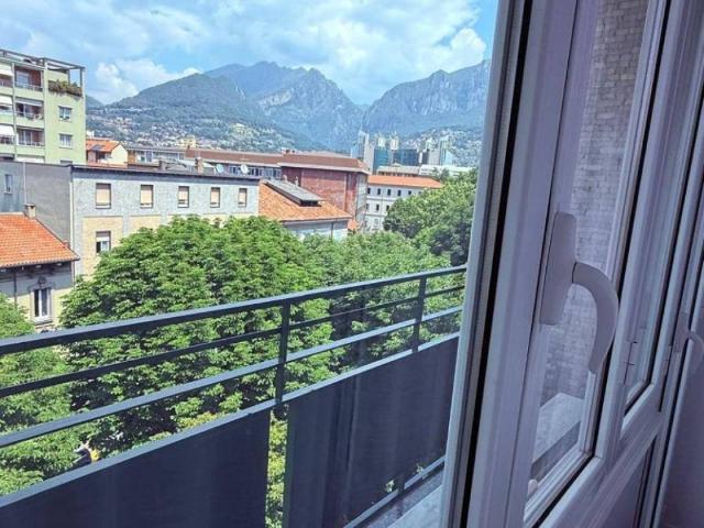 Appartamento in affitto a Pescarenico, Lecco