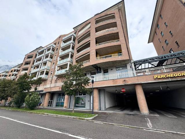 Appartamento in affitto a Olate, Lecco