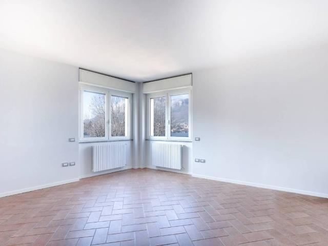 Appartamento in affitto a Castello, Lecco