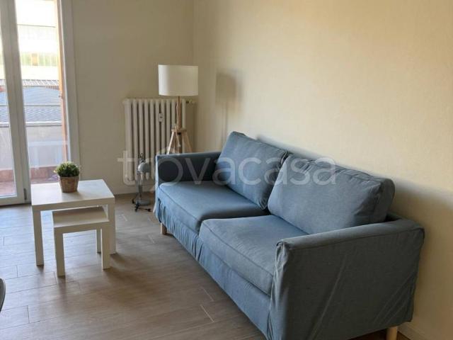 Appartamento in affitto a Belledo, Lecco