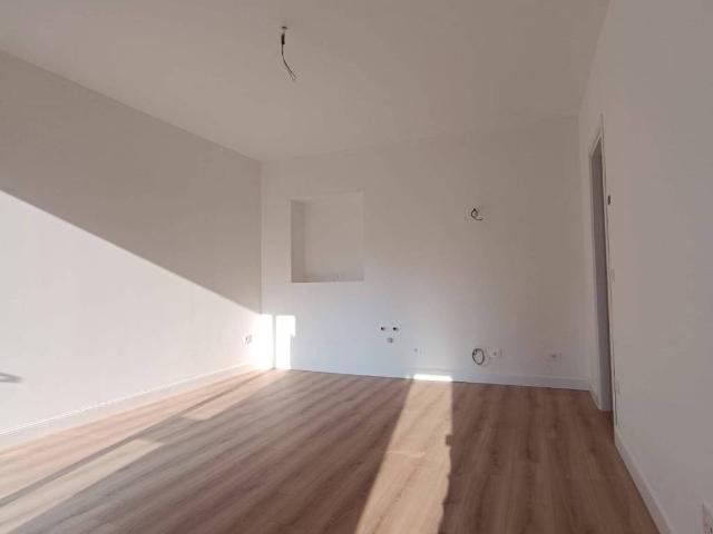 Appartamento in affitto a Oltresempione, Legnano