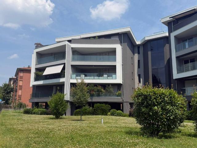 Appartamento in affitto a Oltresempione, Legnano