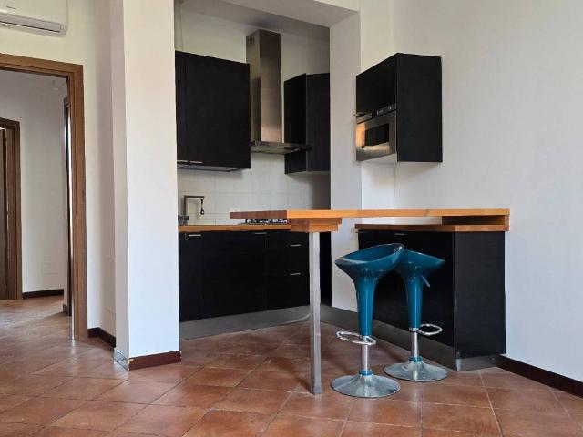 Appartamento in affitto a Oltresempione, Legnano