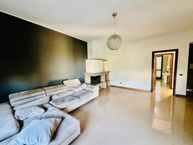 Appartamento in affitto a Oltrestazione, Legnano