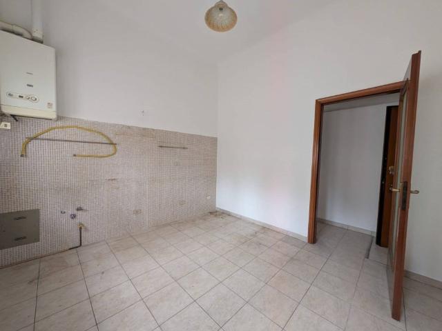Appartamento in affitto a Oltresempione, Legnano