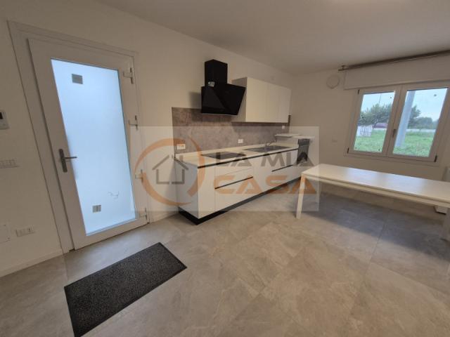 Appartamento in affitto a Legnaro, Veneto