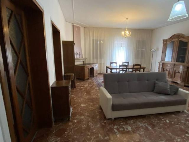 Appartamento in affitto a Lendinara, Veneto