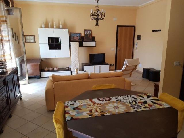 Appartamento in affitto a Lentini, Sicilia