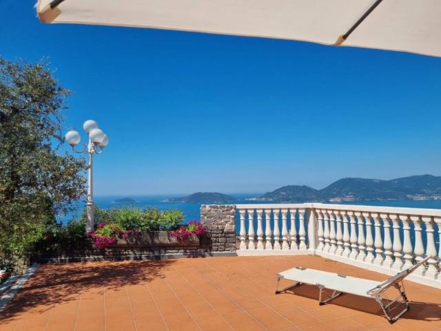 Appartamento in affitto a Carbognano, Lerici