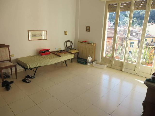 Appartamento in affitto a Carbognano, Lerici