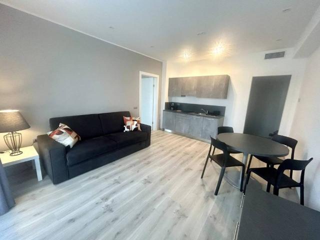 Appartamento in affitto a Lipomo, Lombardia