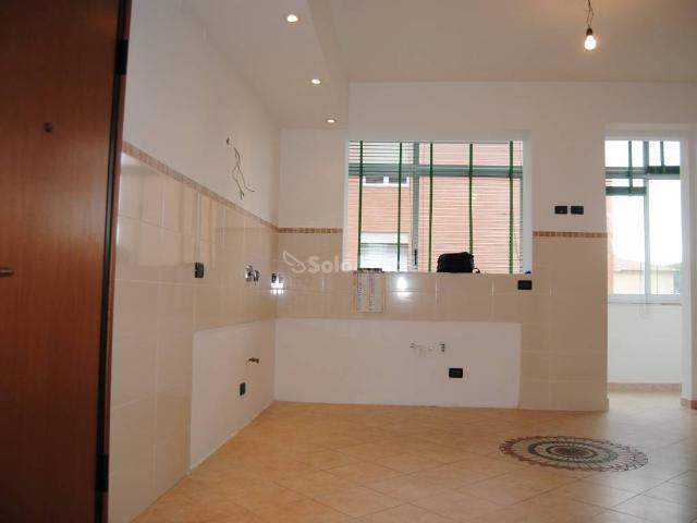 Appartamento in affitto a Colline, Livorno