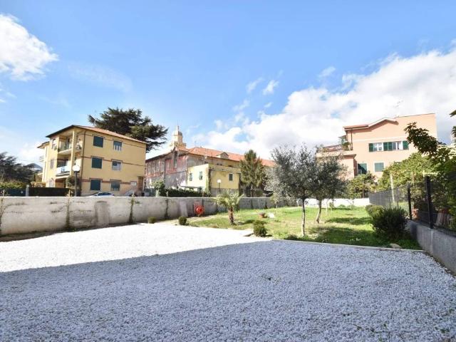 Appartamento in affitto a Borgo Castello, Loano