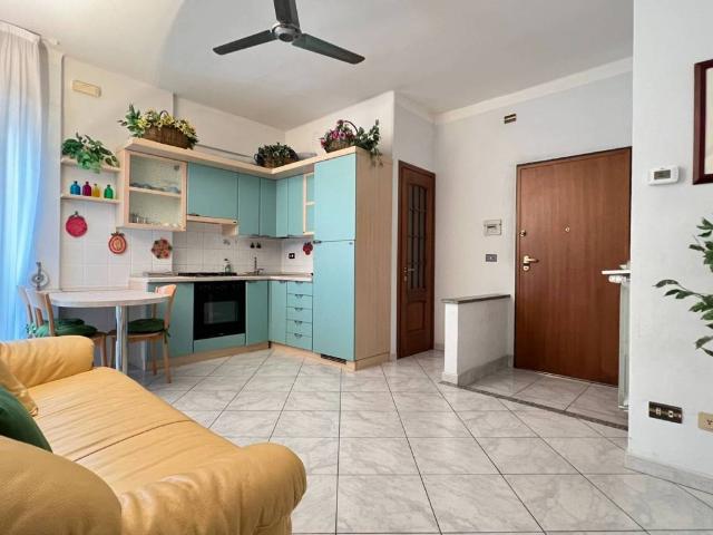 Appartamento in affitto a Borgo Castello, Loano