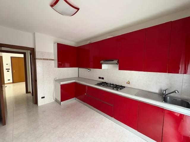 Appartamento in affitto a Fanfani, Lodi