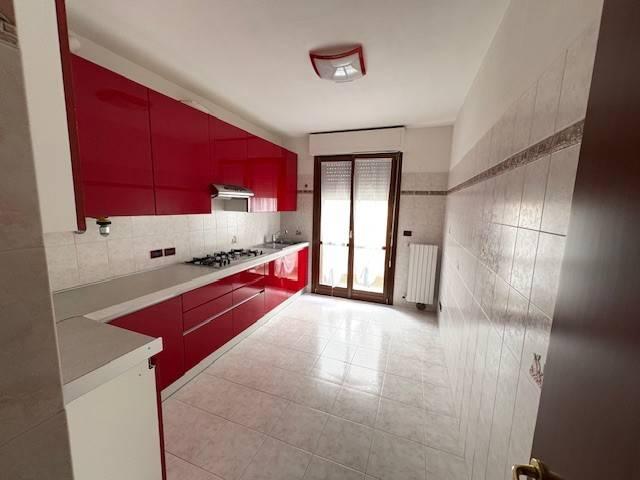 Appartamento in affitto a Lodi, Fanfani
