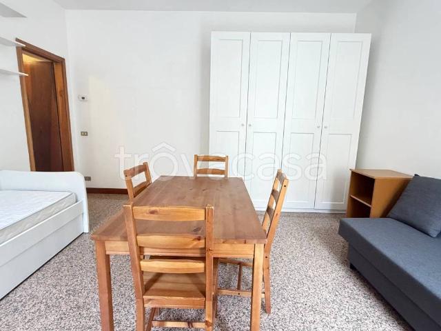 Appartamento in affitto a Revellino, Lodi