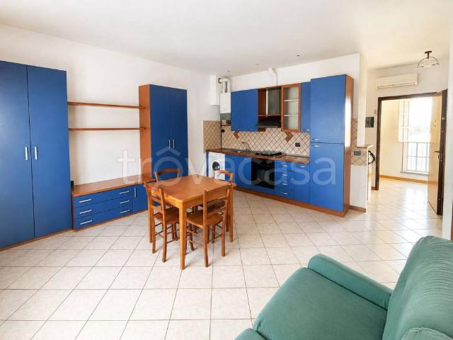Appartamento in affitto a Fanfani, Lodi