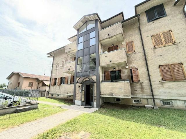 Appartamento in affitto a Manera, Lomazzo