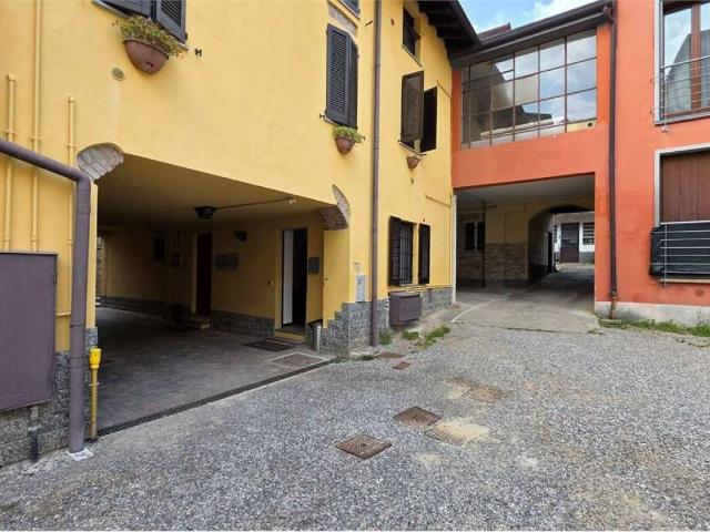 Appartamento in affitto a Lomazzo di Sotto, Lomazzo