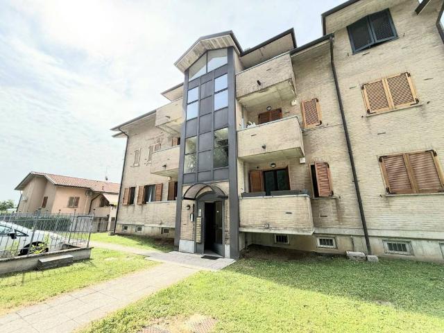 Appartamento in affitto a Manera, Lomazzo