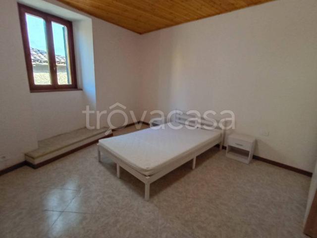 Appartamento in affitto a Longone Al Segrino, Lombardia
