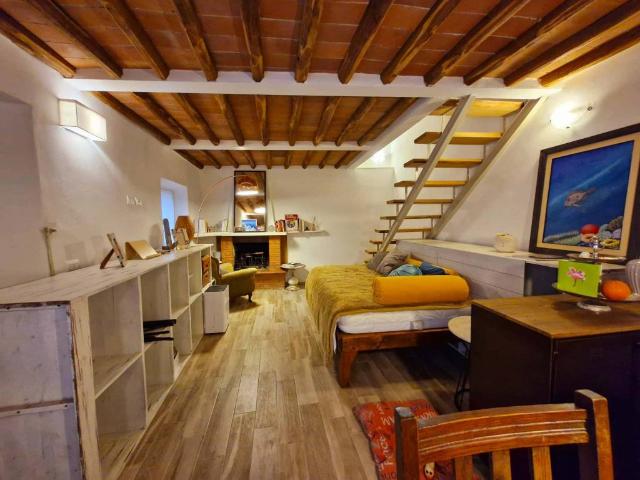 Appartamento in affitto a Bagni Di Lucca Ponte, Lucca