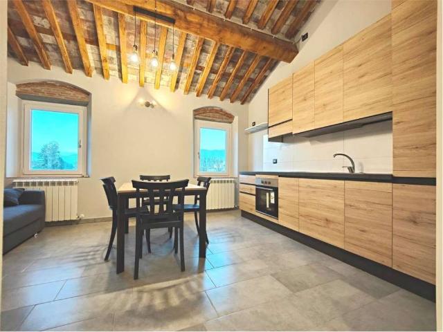 Appartamento in affitto a Santissima Annunziata, Lucca