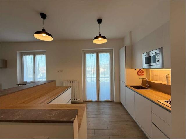 Appartamento in affitto a Luisago, Lombardia