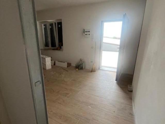 Appartamento in affitto a Dogana, Luni