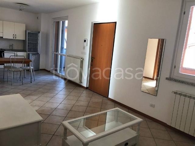Appartamento in affitto a Caccivio, Lurate Caccivio