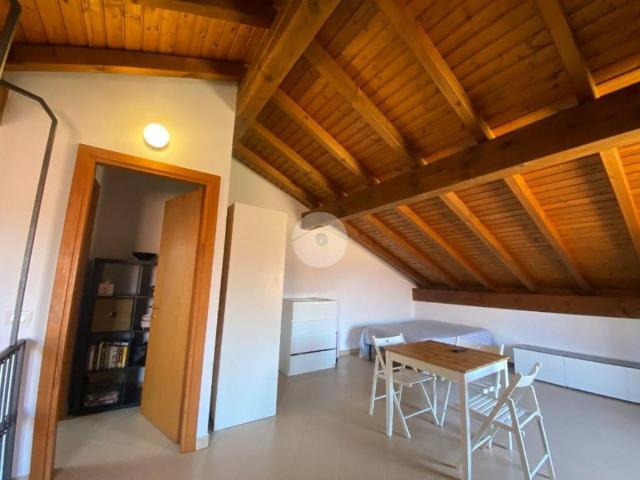 Appartamento in affitto a Macherio, Lombardia