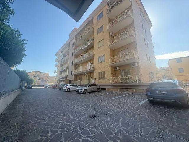 Appartamento in affitto a Maddaloni, Campania