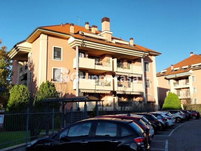 Appartamento in affitto a Magenta, Lombardia