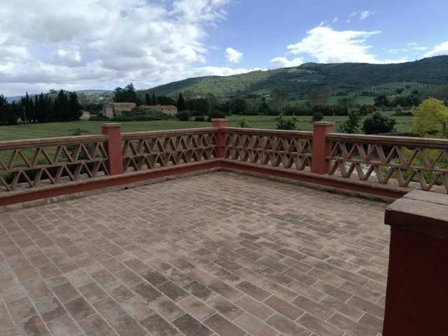 Appartamento in affitto a Magione, Perugia