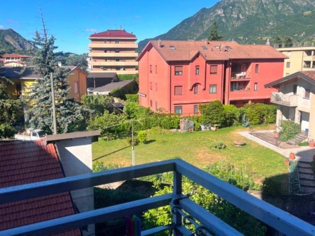 Appartamento in affitto a Malgrate, Lombardia