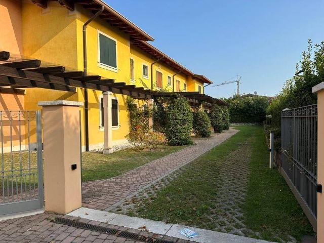 Appartamento in affitto a Manerba Del Garda, Lombardia