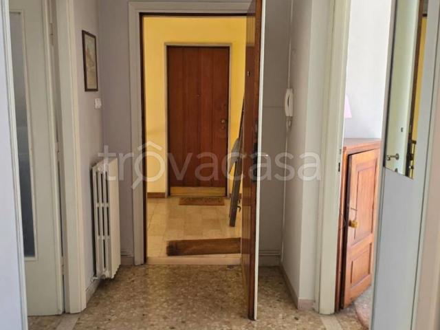 Appartamento in affitto a Rodigo, Lombardia