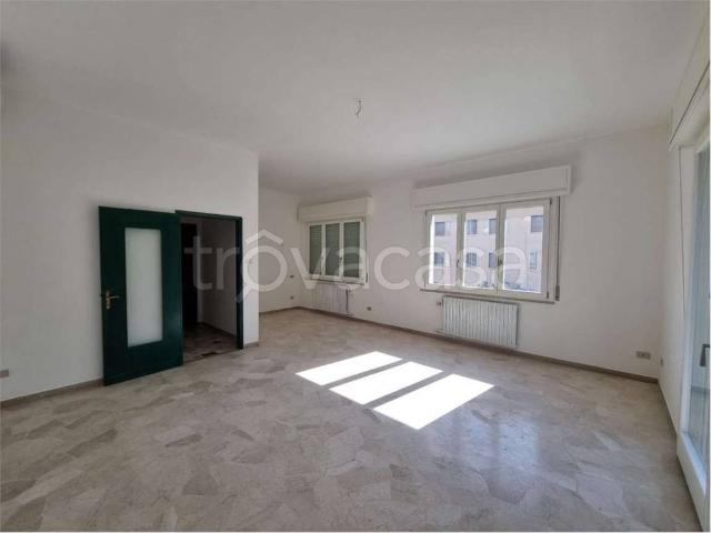 Appartamento in affitto a Rodigo, Lombardia
