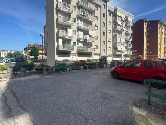 Appartamento in affitto a Villaricca, Campania