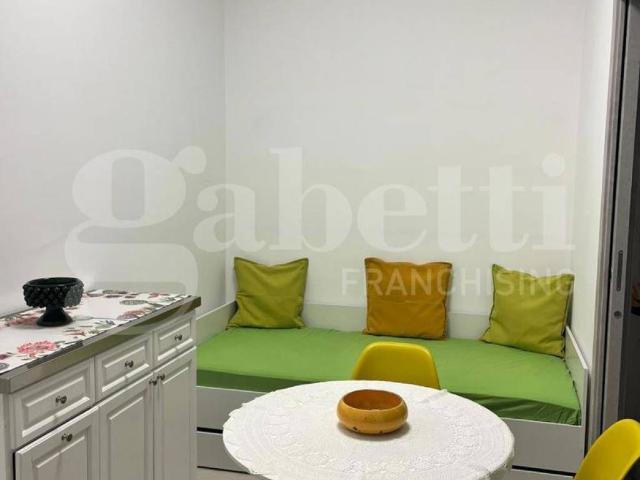 Appartamento in affitto a Puglia, Barletta-andria-trani